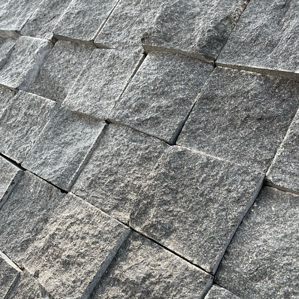 Гранитная брусчатка Долерит 100x100x40мм